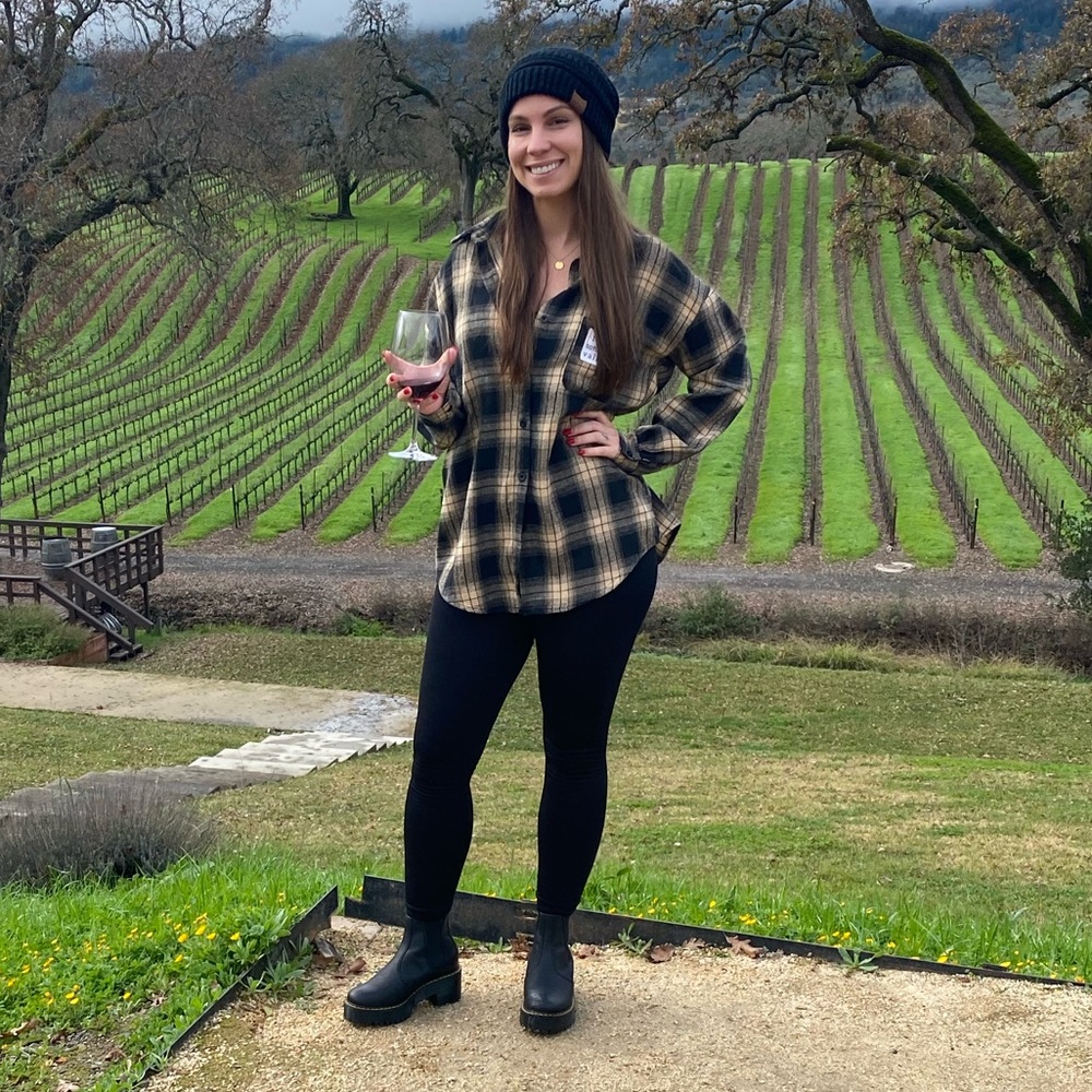 Meet your Posher, April
